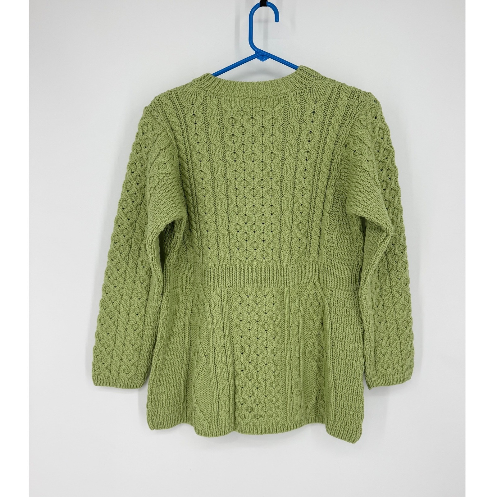New Aran Woollen Mills Sage Green 100% Merino Wool Cable Knit Cardigan Irish S — image 2 of 8